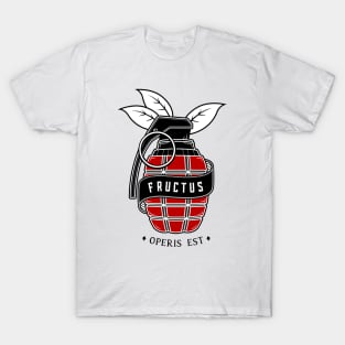 Fructus Operis Est T-Shirt